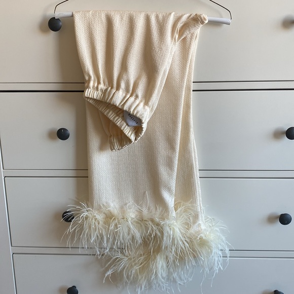 Jacquard Pajamas with Feathers - Picture 5 of 6